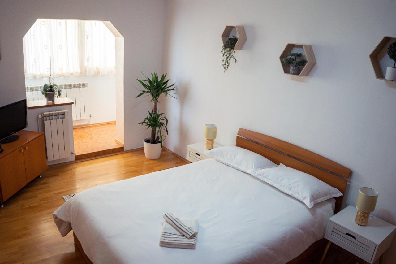 Apartament Milcov Gura Humorului Exterior foto